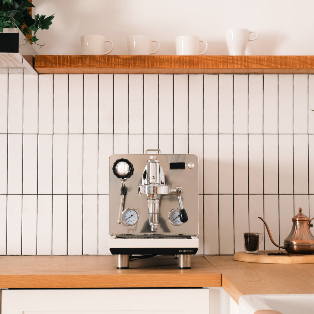 Máquina de Espresso Compacta e Inteligente El Rocio Manus S